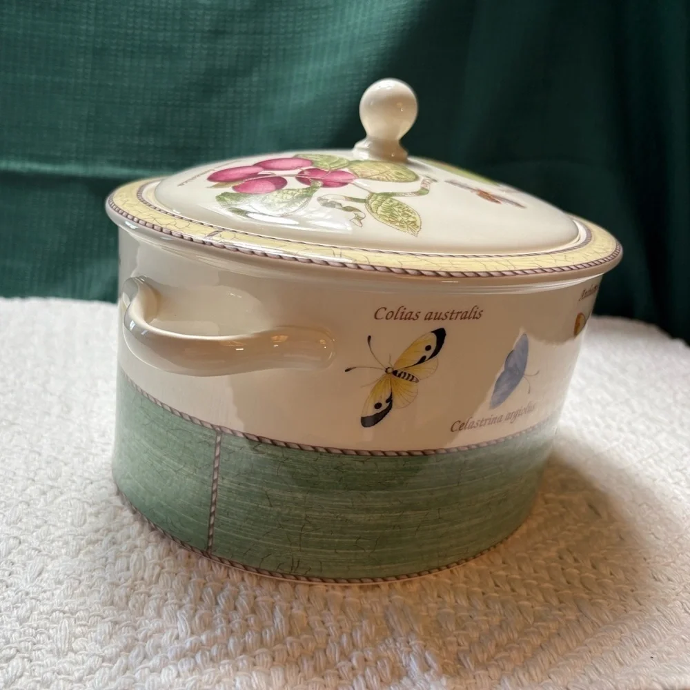 Wedgewood Sarah’s Garden Oval Tureen & Lid-Length: 9.75”, Height: 6”